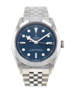 Browse our selection of automatic watches from prestigious brands such as Blancpain, Bell & Ross, Breitling and Rolex.